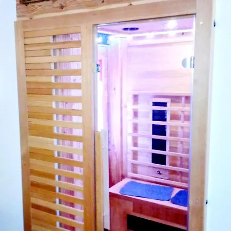 Szumidomki Strefa Z Jacuzzi Sauna Widok Na Potok * זאבוייה