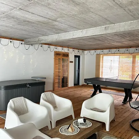 Szumidomki Strefa Z Jacuzzi Sauna Widok Na Potok זאבוייה