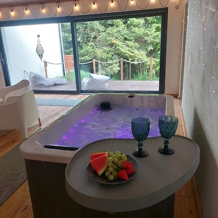 Szumidomki Strefa Z Jacuzzi Sauna Widok Na Potok