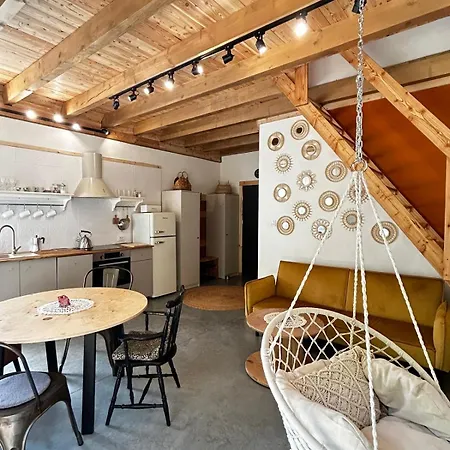 Szumidomki Strefa Z Jacuzzi Sauna Widok Na Potok דירה *