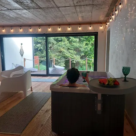 דירה Szumidomki Strefa Z Jacuzzi Sauna Widok Na Potok זאבוייה