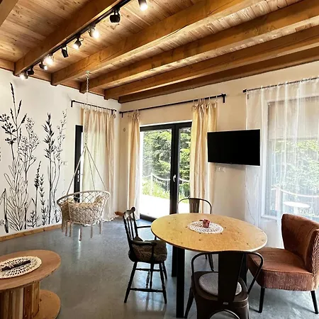 Szumidomki Strefa Z Jacuzzi Sauna Widok Na Potok