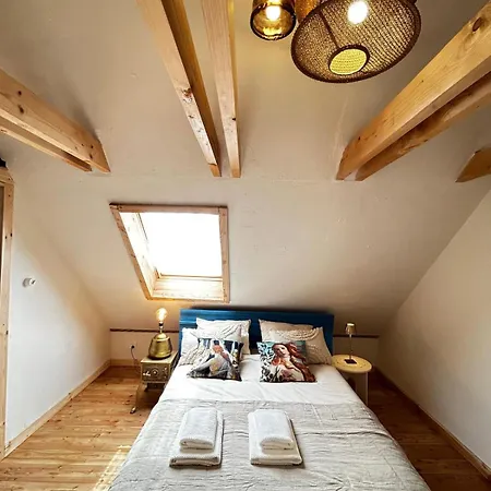 Szumidomki Strefa Z Jacuzzi Sauna Widok Na Potok דירה *