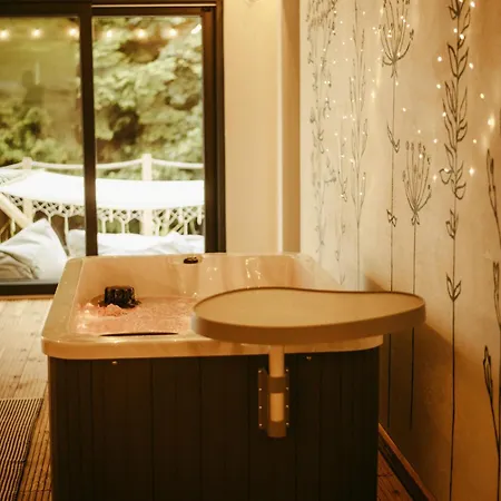 Apartment Szumidomki Strefa Z Jacuzzi Sauna Potok Zawoja